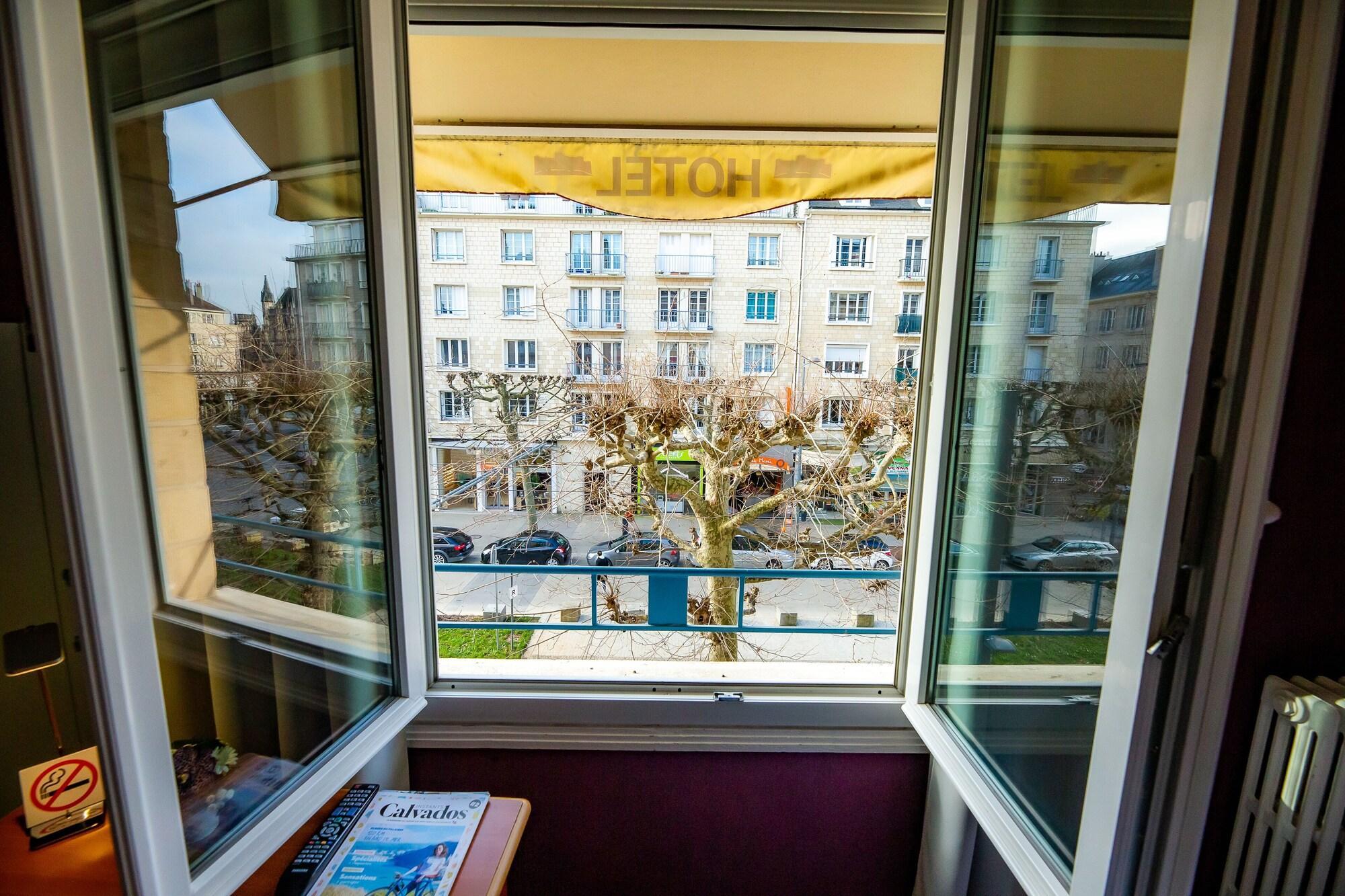 Logis Hotel Du Chateau Кан Экстерьер фото