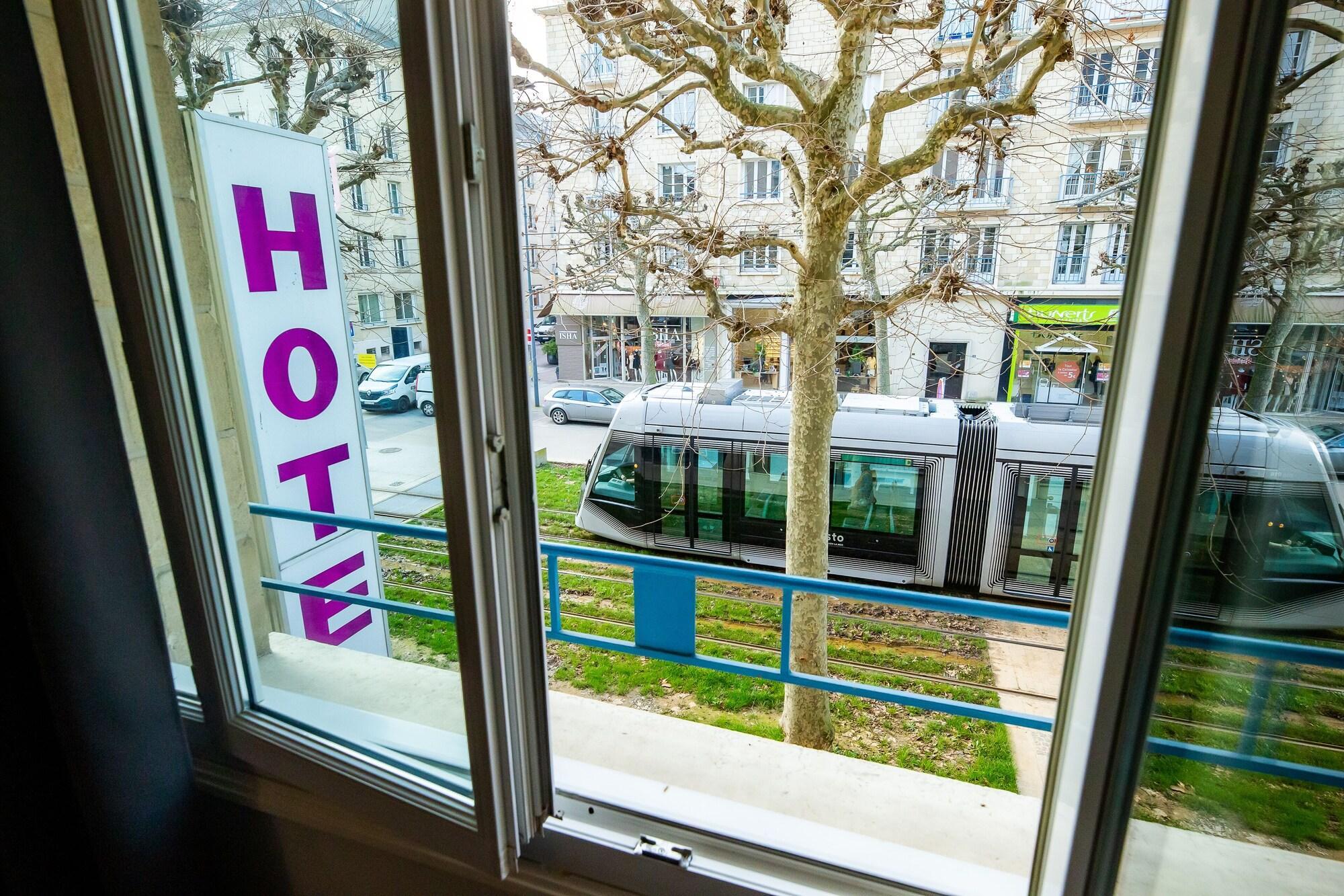 Logis Hotel Du Chateau Кан Экстерьер фото